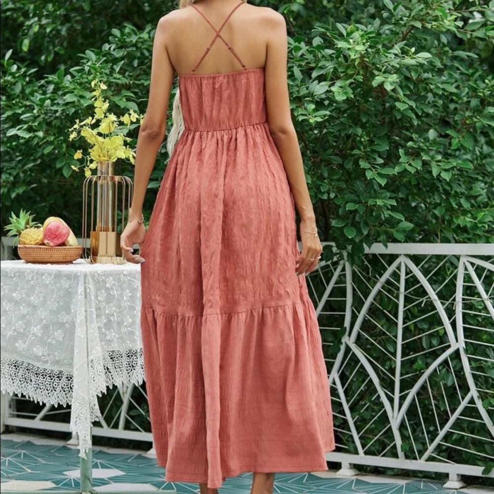 Boho backless ruffle hem halter dress - Picture 2 of 7